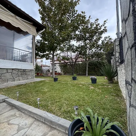 Pansedon House By The Sea Apartment *